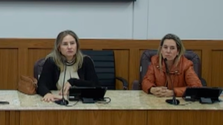 Após depoimentos e acareações na CPI dos Combustíveis, secretária da saúde passa de testemunha a investigada Amanda Maílio durante oitiva realizada pela CPI no último dia 2 de junho - FOTO: TV Câmara/Reprodução