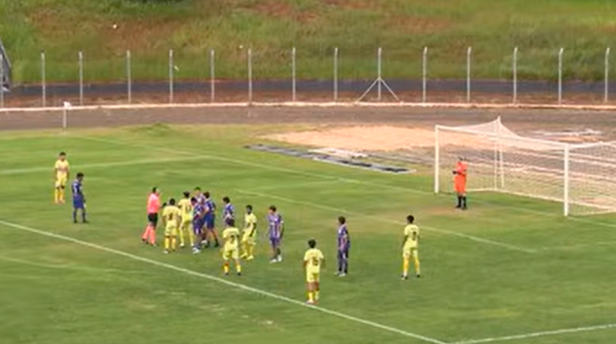 Assisense e VOCEM durante partida do Campeonato Paulista Sub-20 na última sexta-feira, dia 12 - FOTO: Youtube/Reprodução